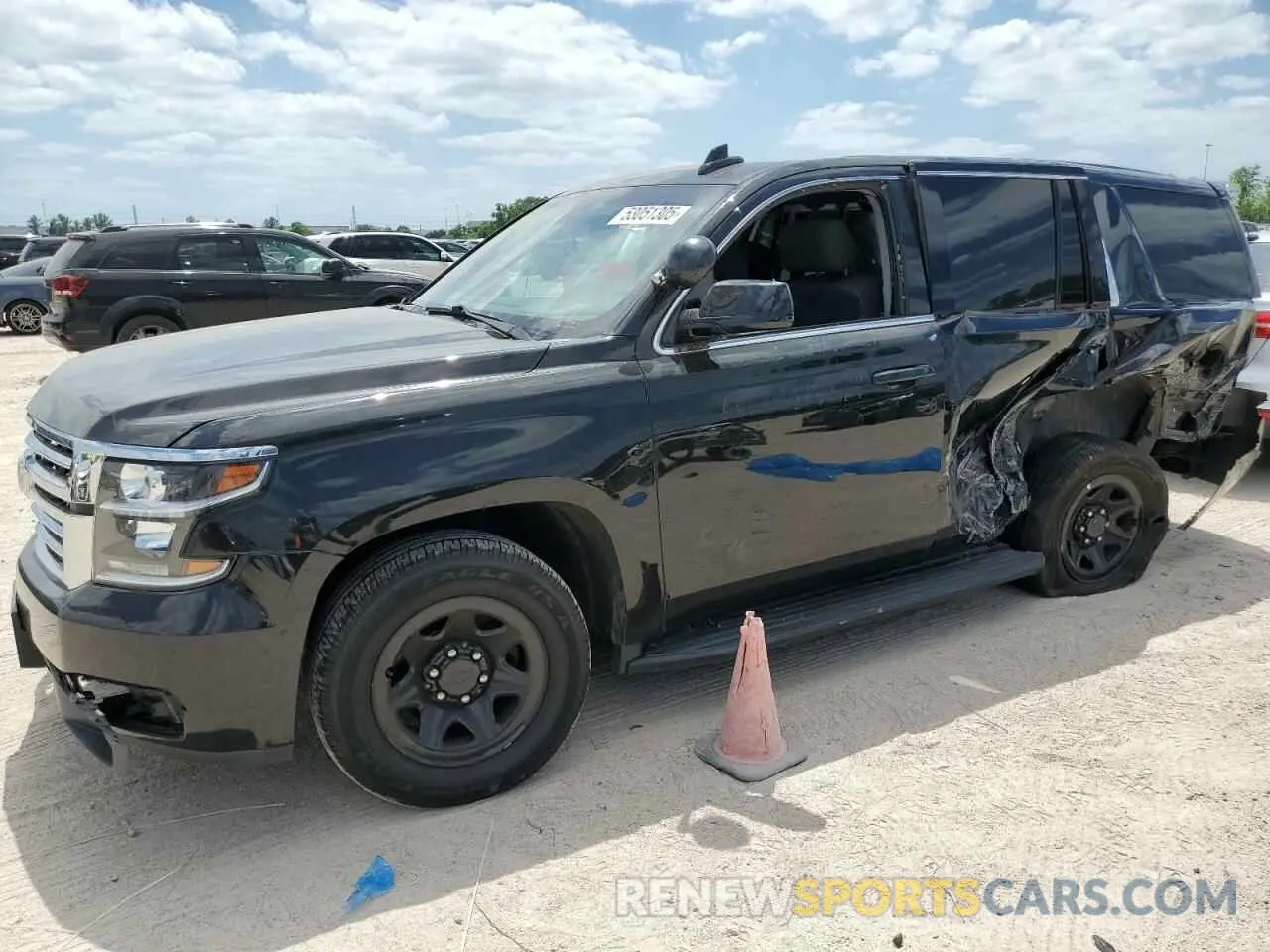 1 Фотография поврежденного автомобиля 1GNLCDEC7LR221777 CHEVROLET TAHOE 2020