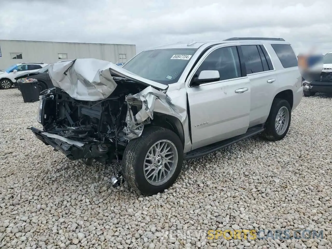 1 Фотография поврежденного автомобиля 1GNSCAKC9LR265813 CHEVROLET TAHOE 2020