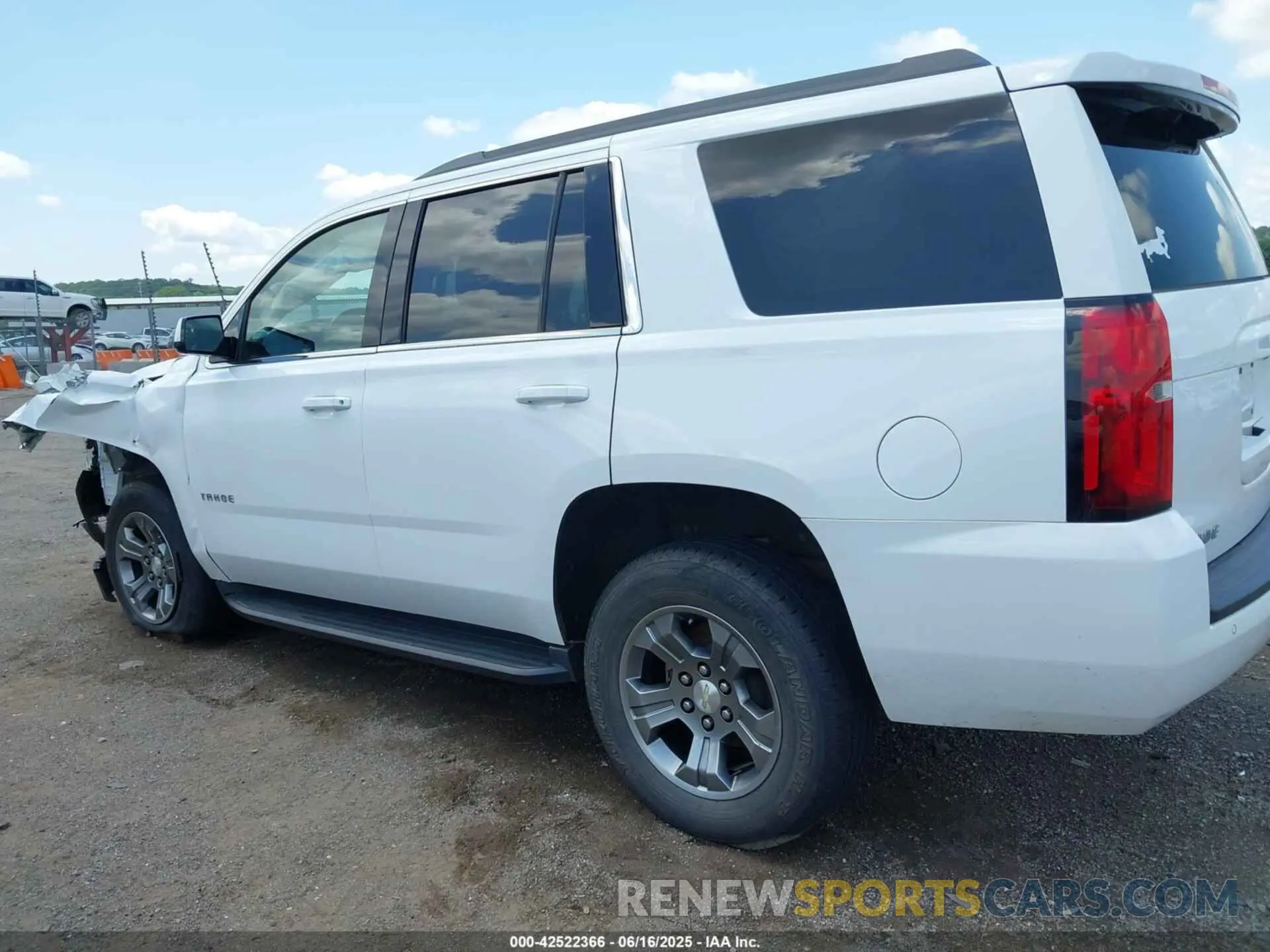 13 Photograph of a damaged car 1GNSCAKCXLR105018 CHEVROLET TAHOE 2020