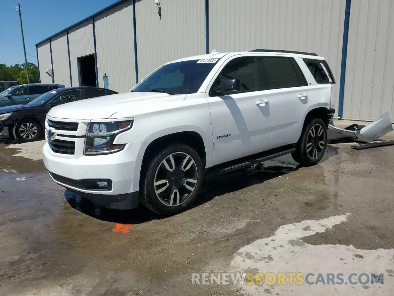1 Фотография поврежденного автомобиля 1GNSCBKC2LR129240 CHEVROLET TAHOE 2020
