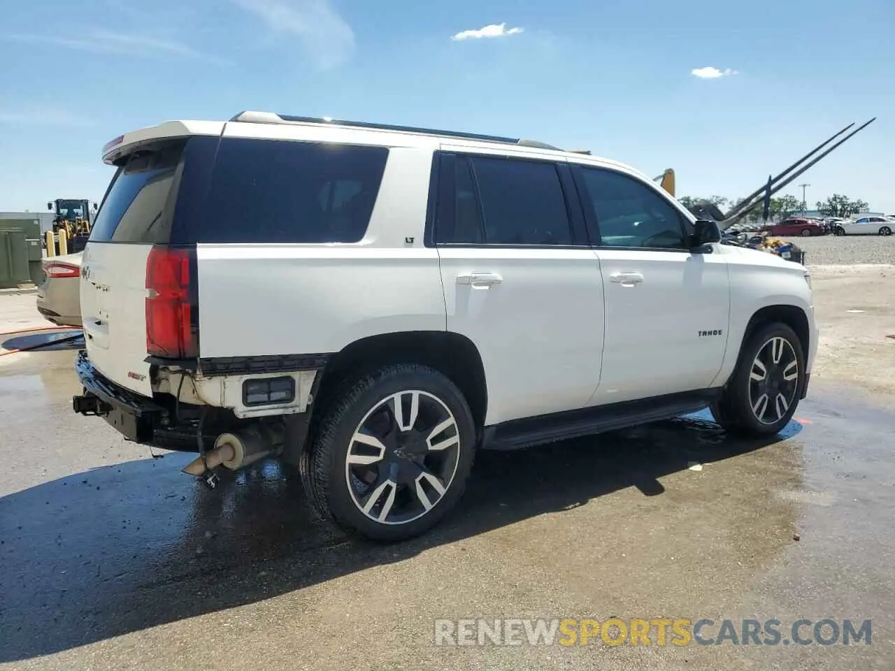 3 Фотография поврежденного автомобиля 1GNSCBKC2LR129240 CHEVROLET TAHOE 2020