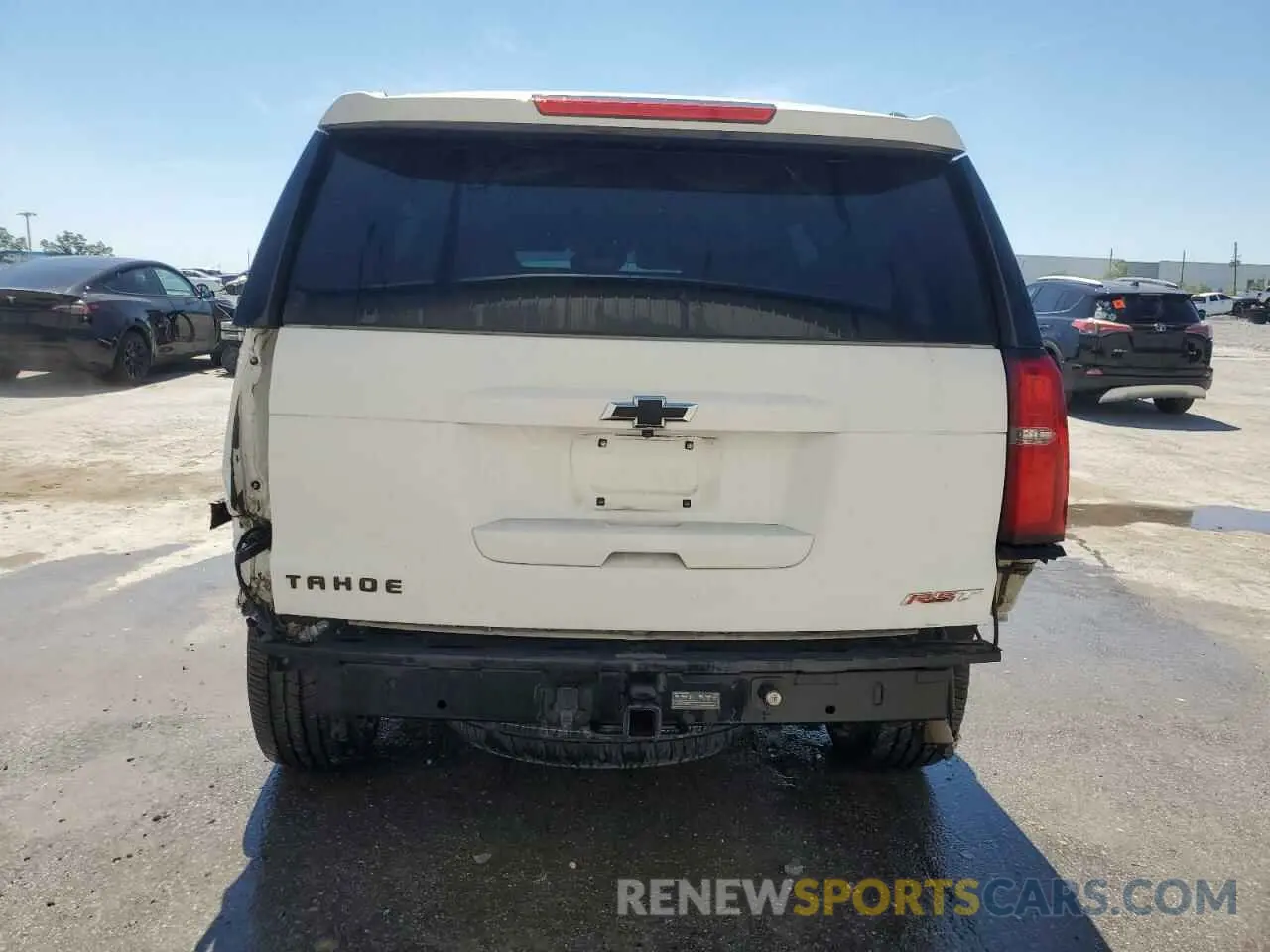 6 Фотография поврежденного автомобиля 1GNSCBKC2LR129240 CHEVROLET TAHOE 2020