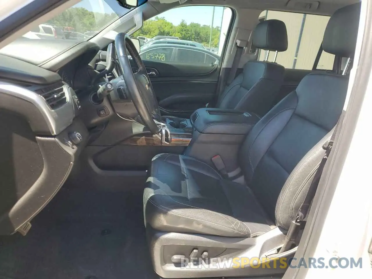 7 Фотография поврежденного автомобиля 1GNSCBKC2LR129240 CHEVROLET TAHOE 2020