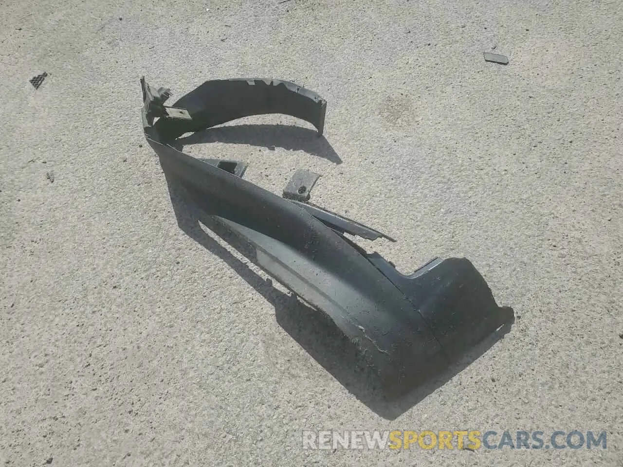 13 Photograph of a damaged car 1GNSCBKC3LR164904 CHEVROLET TAHOE 2020