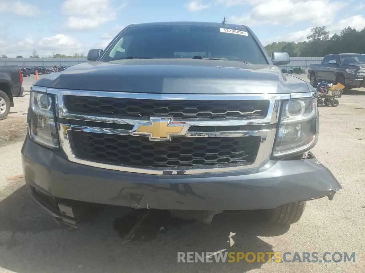 5 Photograph of a damaged car 1GNSCBKC3LR164904 CHEVROLET TAHOE 2020