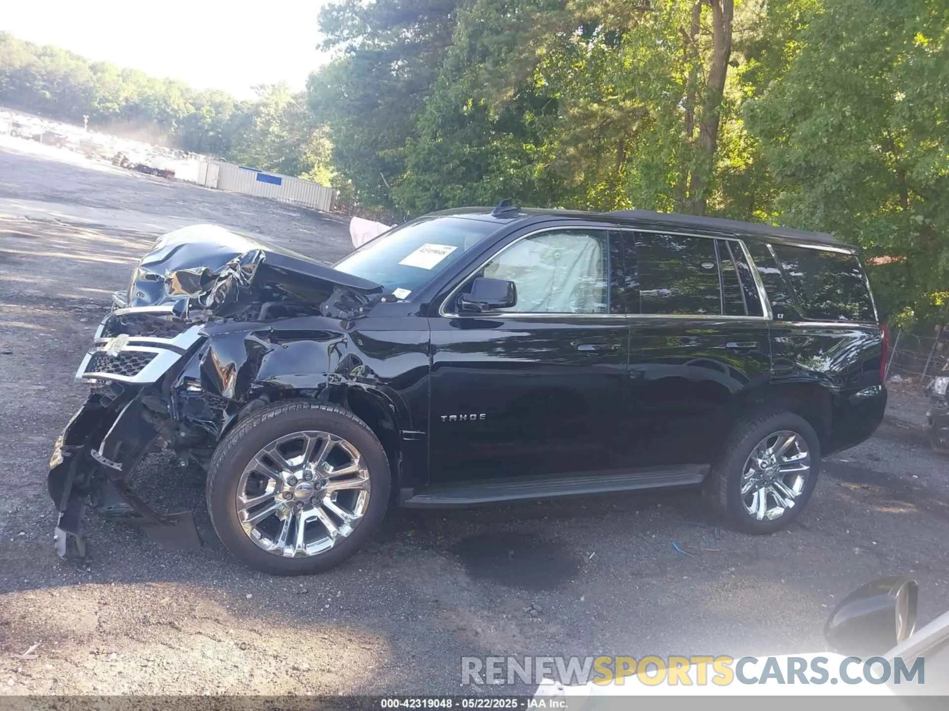 14 Photograph of a damaged car 1GNSCBKC6LR104941 CHEVROLET TAHOE 2020
