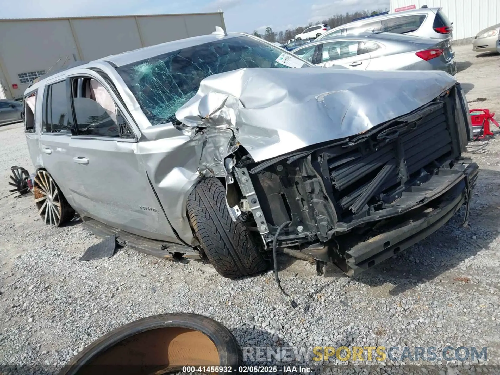 1 Photograph of a damaged car 1GNSCBKC8LR221971 CHEVROLET TAHOE 2020