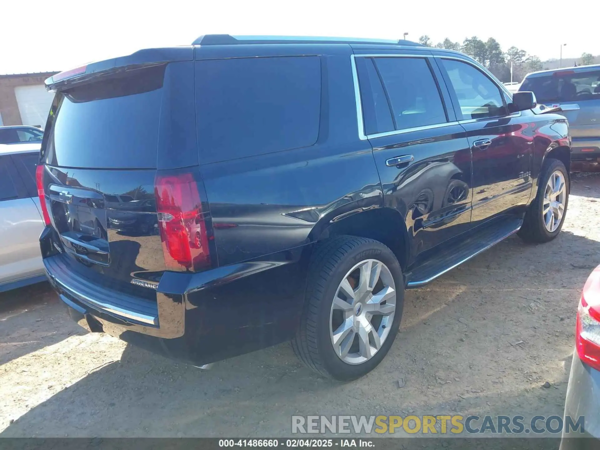 4 Фотография поврежденного автомобиля 1GNSCCKCXLR106732 CHEVROLET TAHOE 2020
