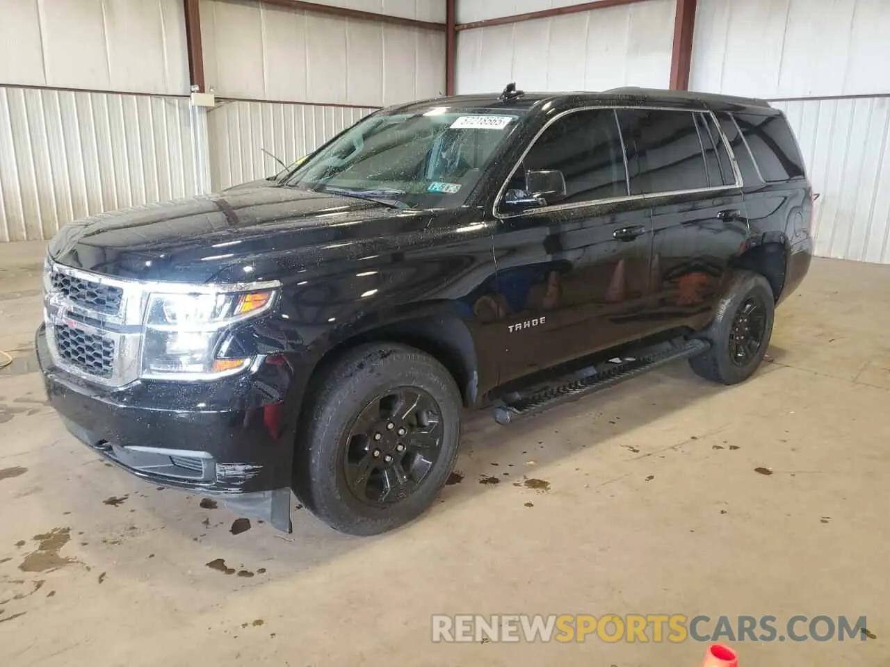 1 Photograph of a damaged car 1GNSKAKCXLR301110 CHEVROLET TAHOE 2020