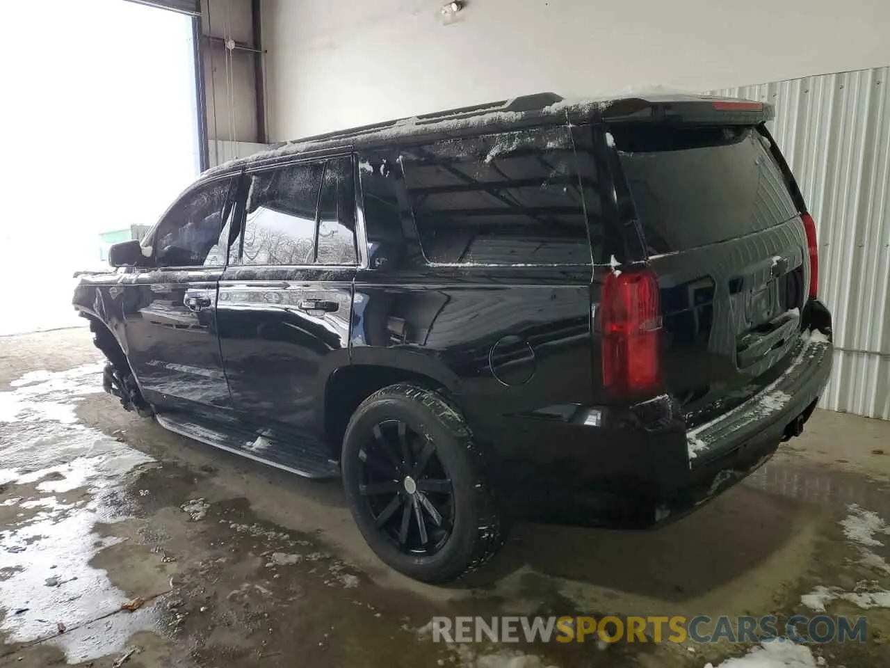 2 Фотография поврежденного автомобиля 1GNSKBKC3LR112689 CHEVROLET TAHOE 2020