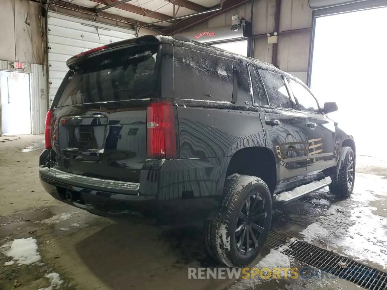 3 Фотография поврежденного автомобиля 1GNSKBKC3LR112689 CHEVROLET TAHOE 2020