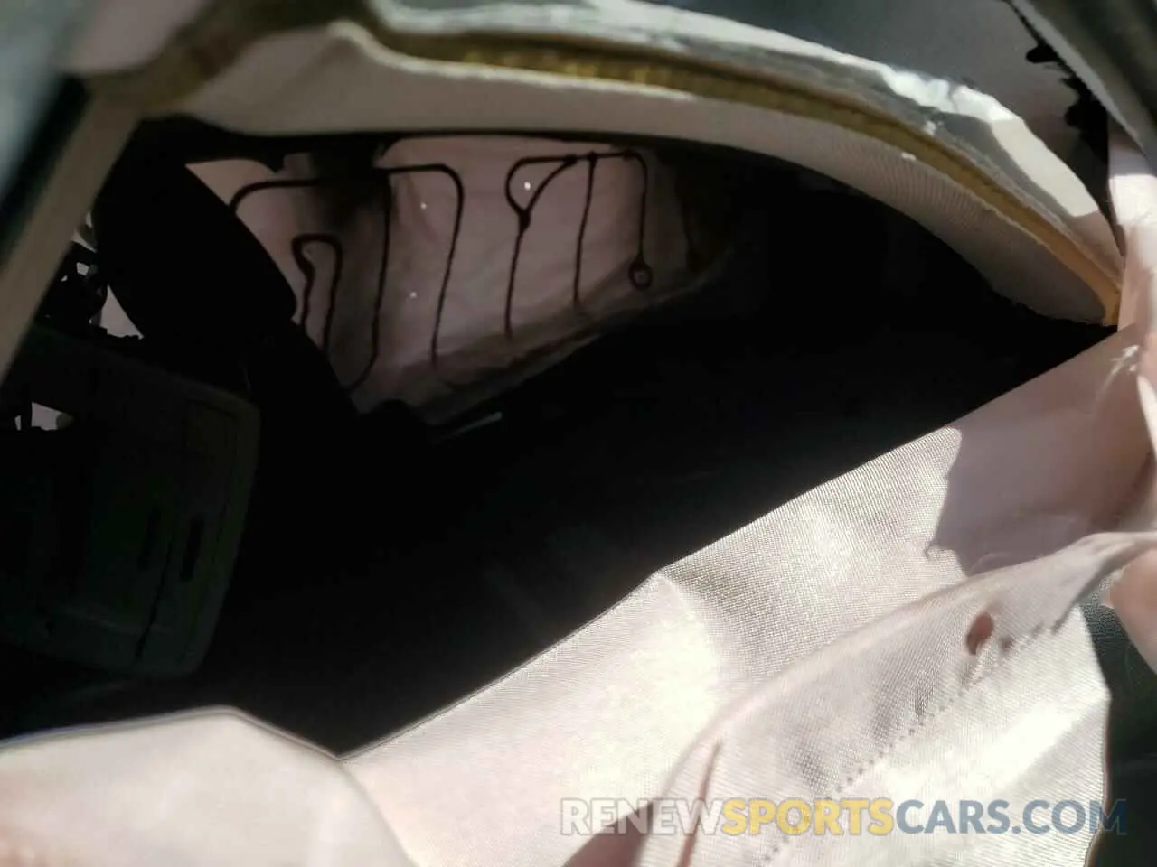 10 Photograph of a damaged car 1GNSKBKC3LR267050 CHEVROLET TAHOE 2020