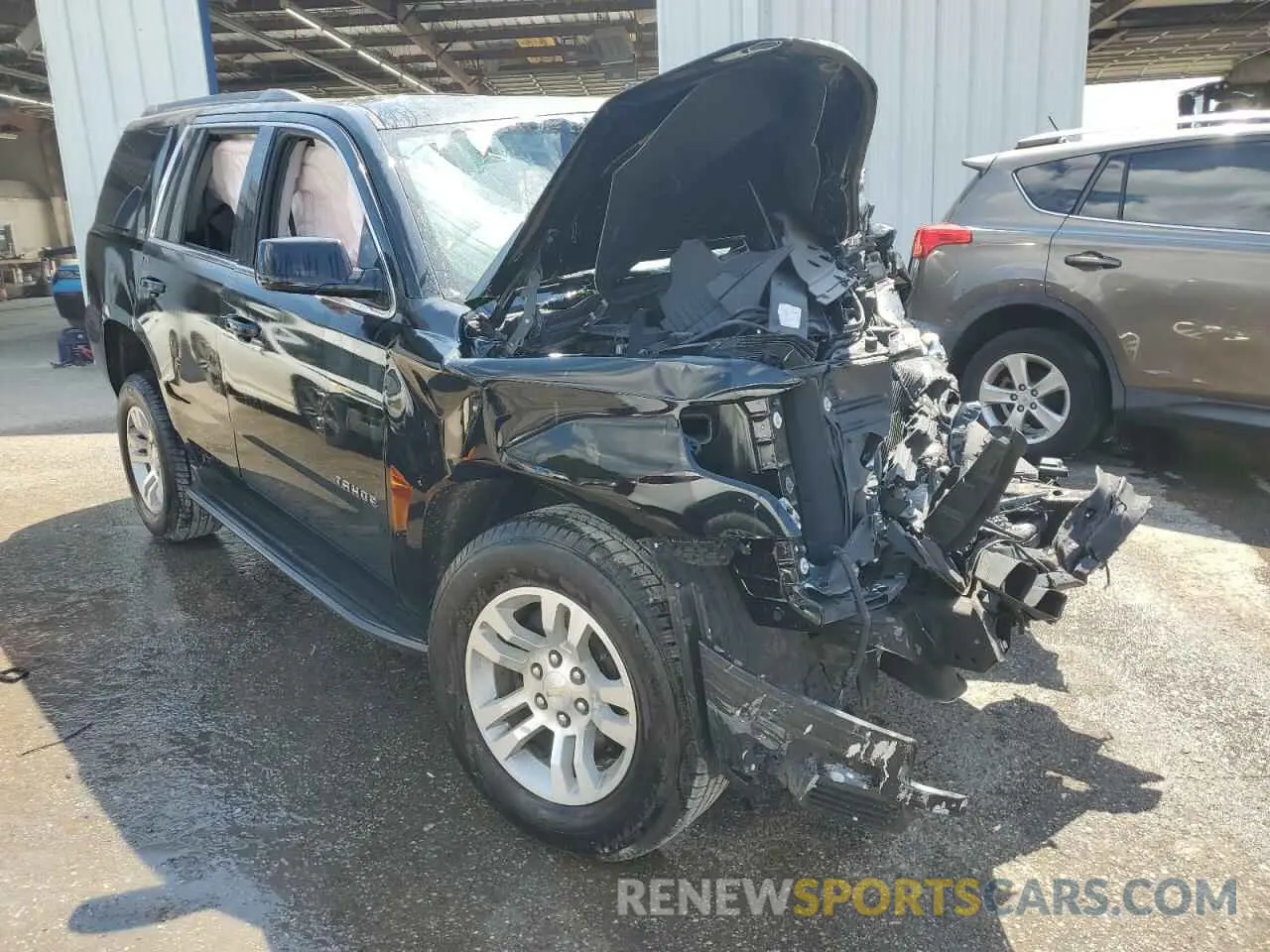 4 Photograph of a damaged car 1GNSKBKC3LR267050 CHEVROLET TAHOE 2020