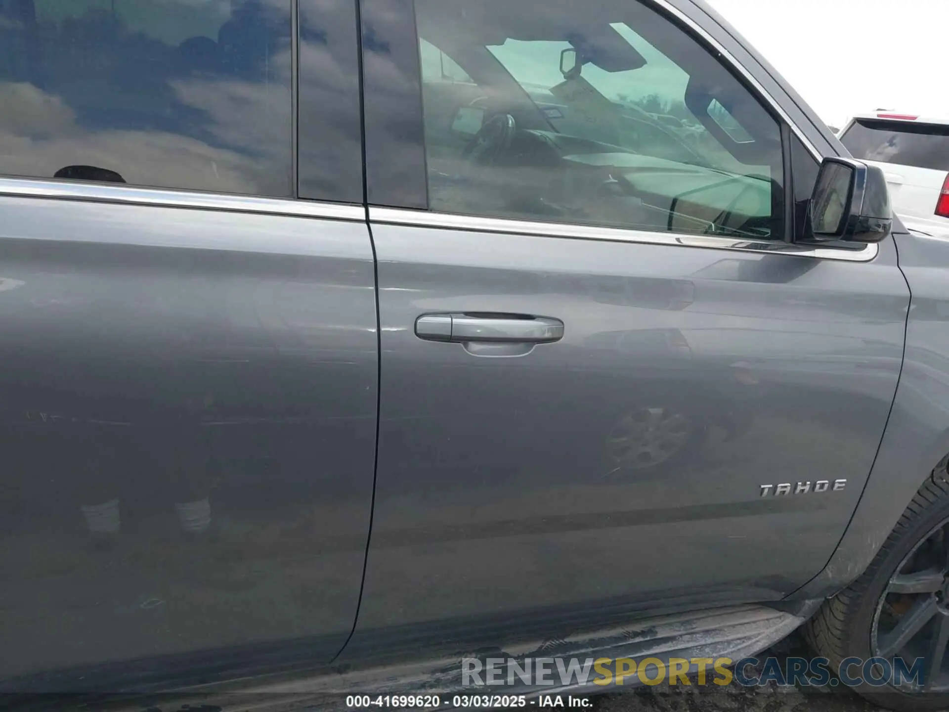 13 Фотография поврежденного автомобиля 1GNSKBKC4LR164705 CHEVROLET TAHOE 2020