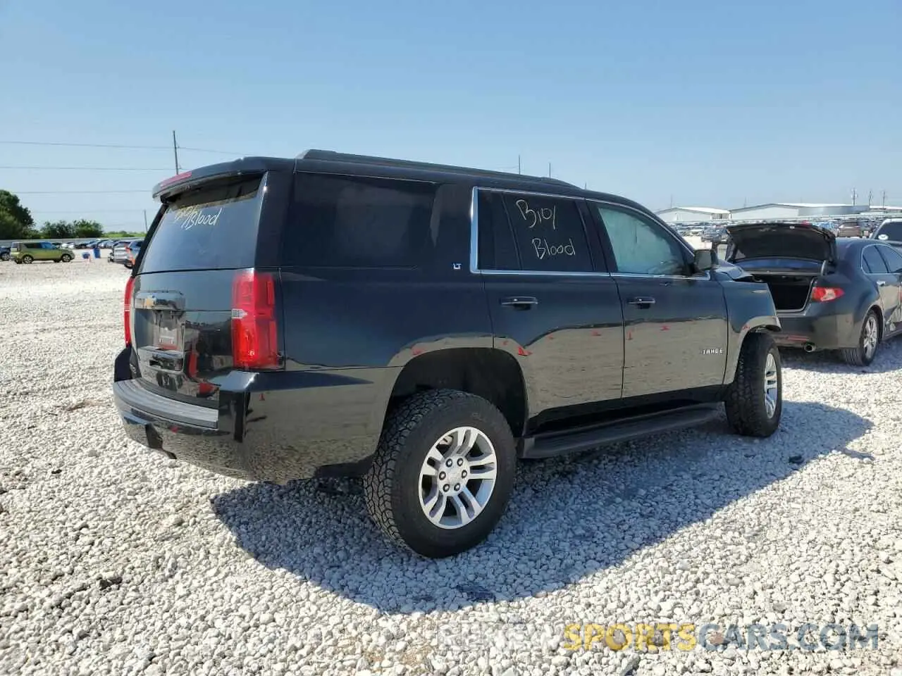 3 Фотография поврежденного автомобиля 1GNSKBKC4LR275254 CHEVROLET TAHOE 2020