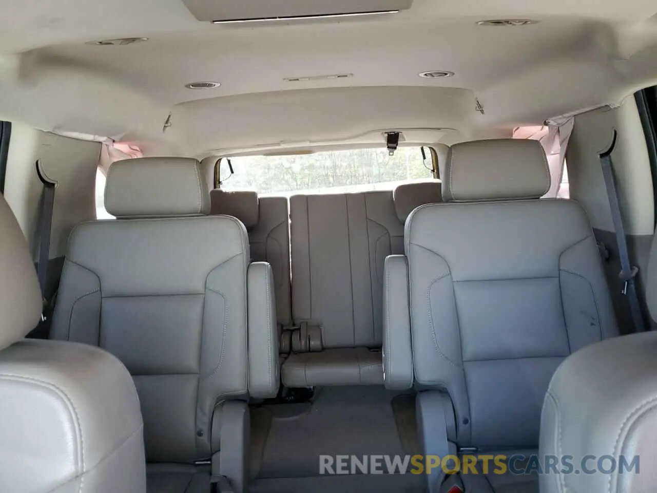10 Фотография поврежденного автомобиля 1GNSKBKC7LR124845 CHEVROLET TAHOE 2020