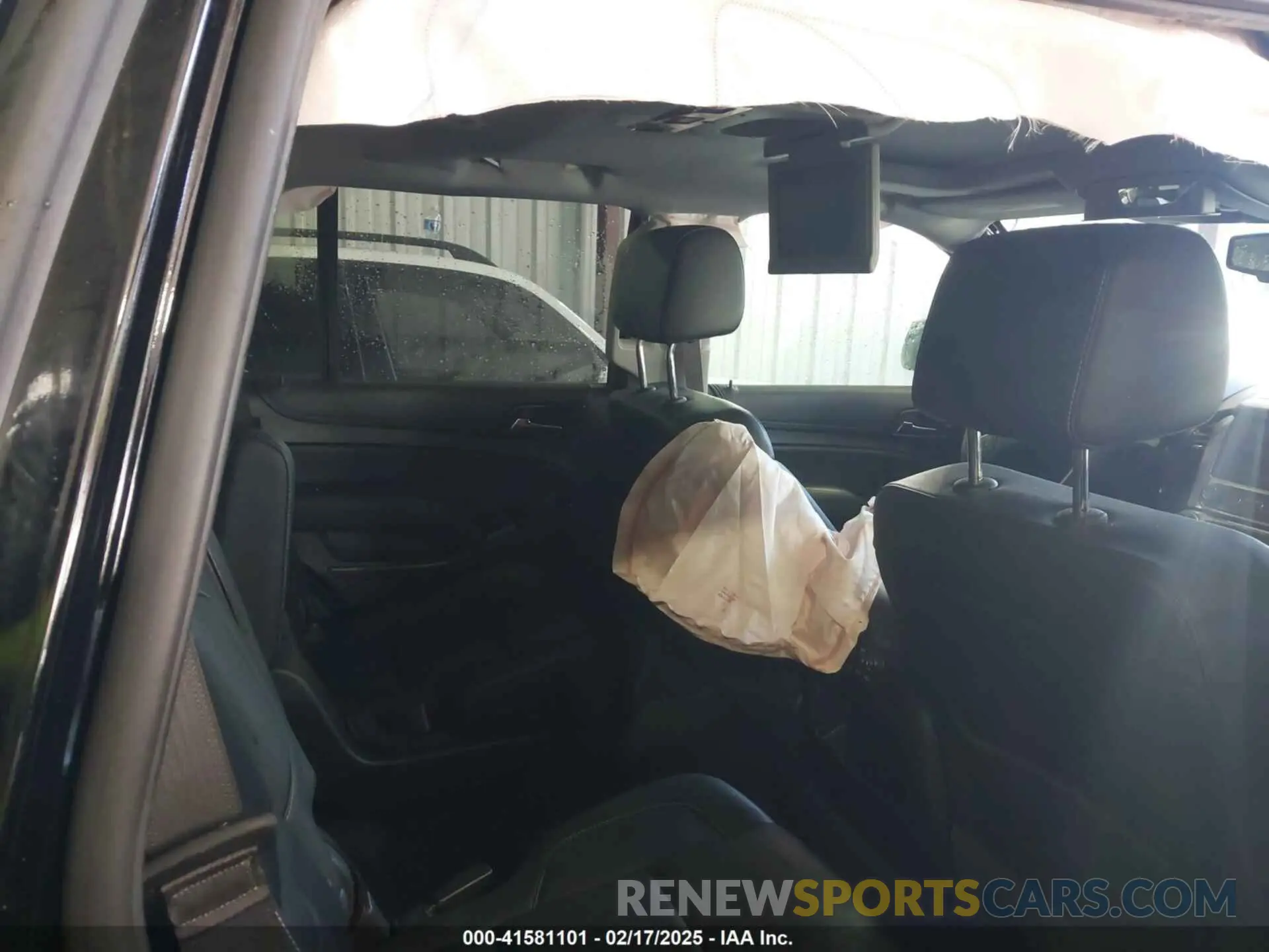 8 Фотография поврежденного автомобиля 1GNSKBKC7LR286118 CHEVROLET TAHOE 2020