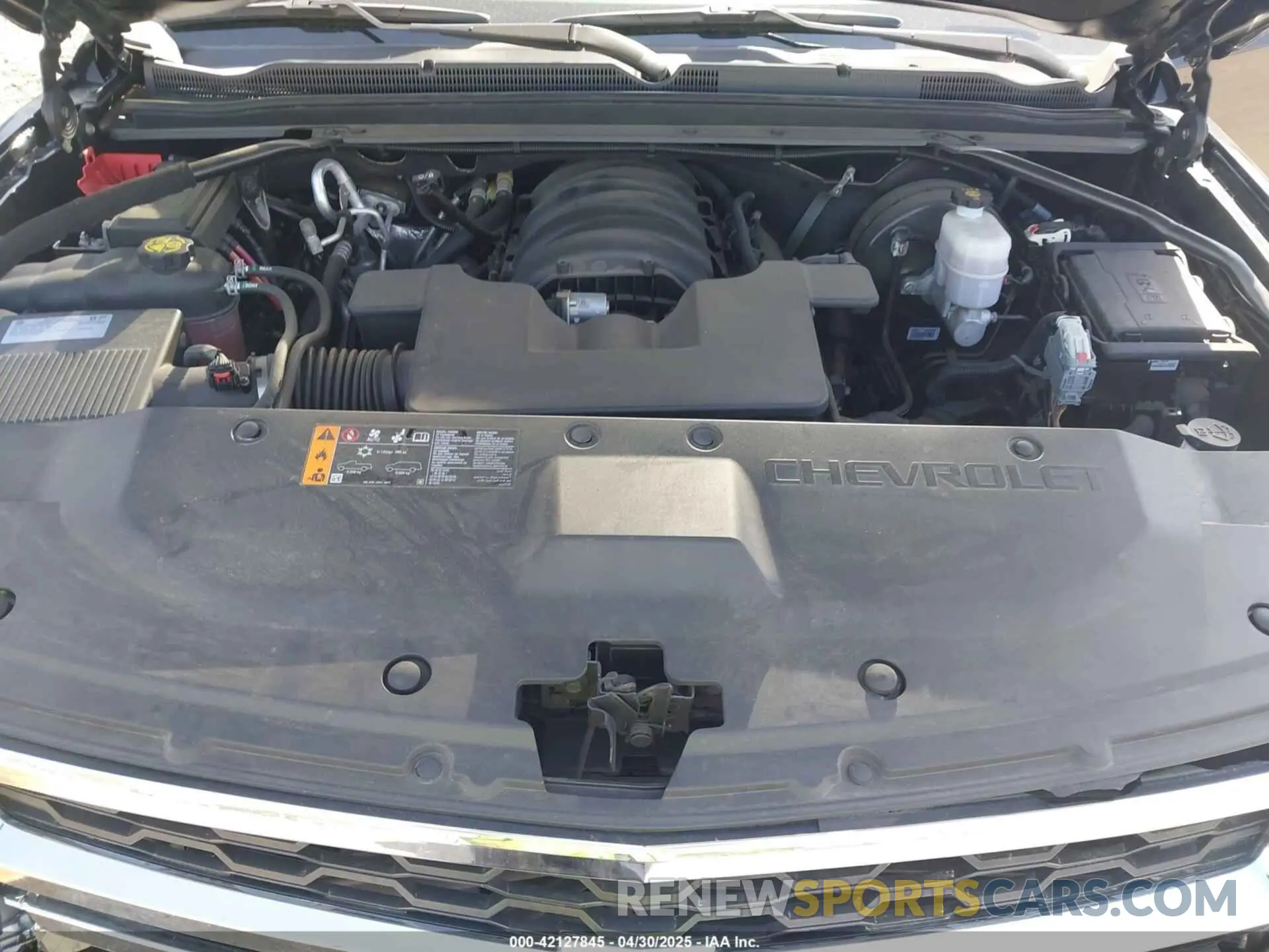 10 Photograph of a damaged car 1GNSKBKCXLR255963 CHEVROLET TAHOE 2020