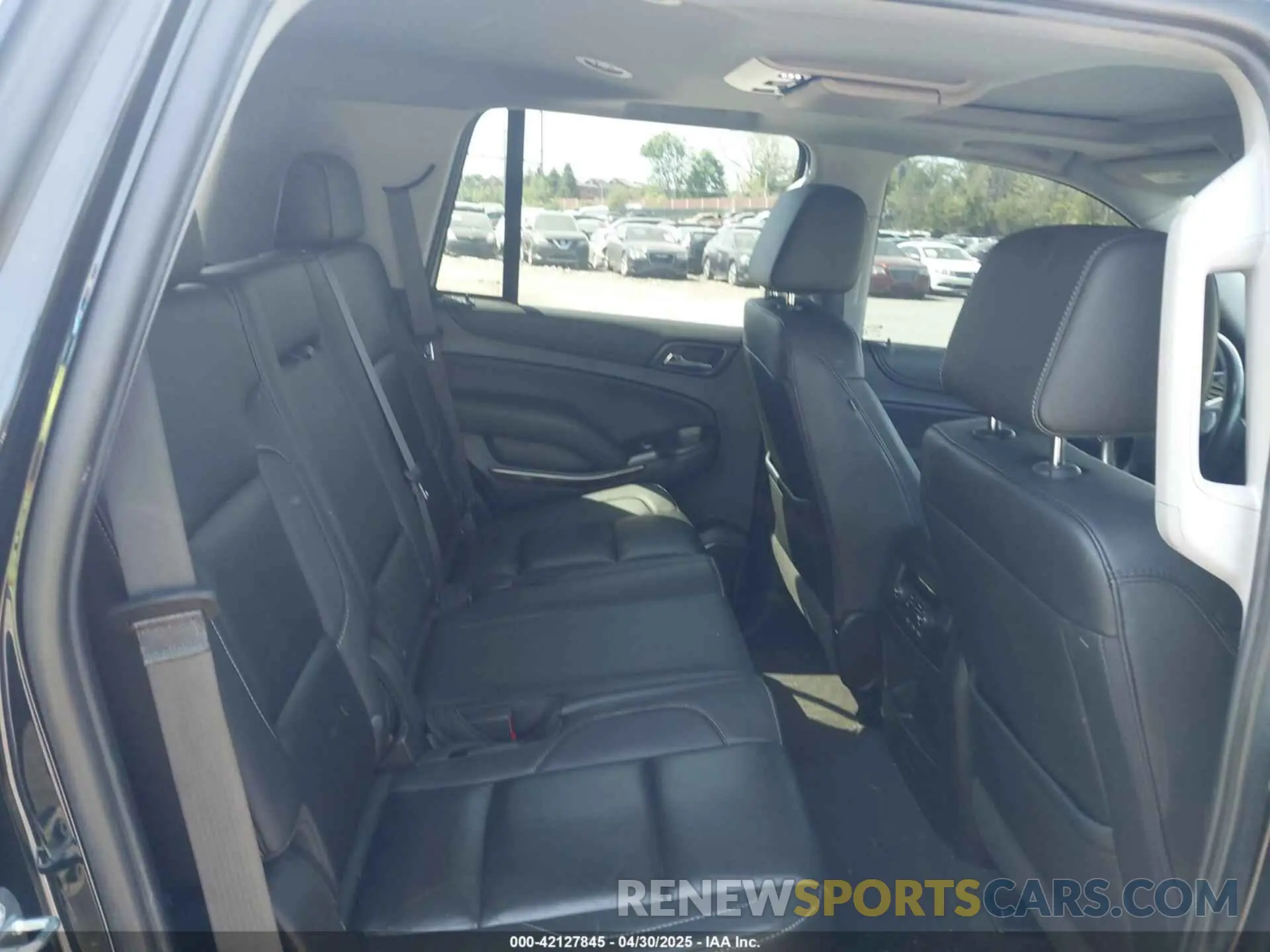 8 Photograph of a damaged car 1GNSKBKCXLR255963 CHEVROLET TAHOE 2020