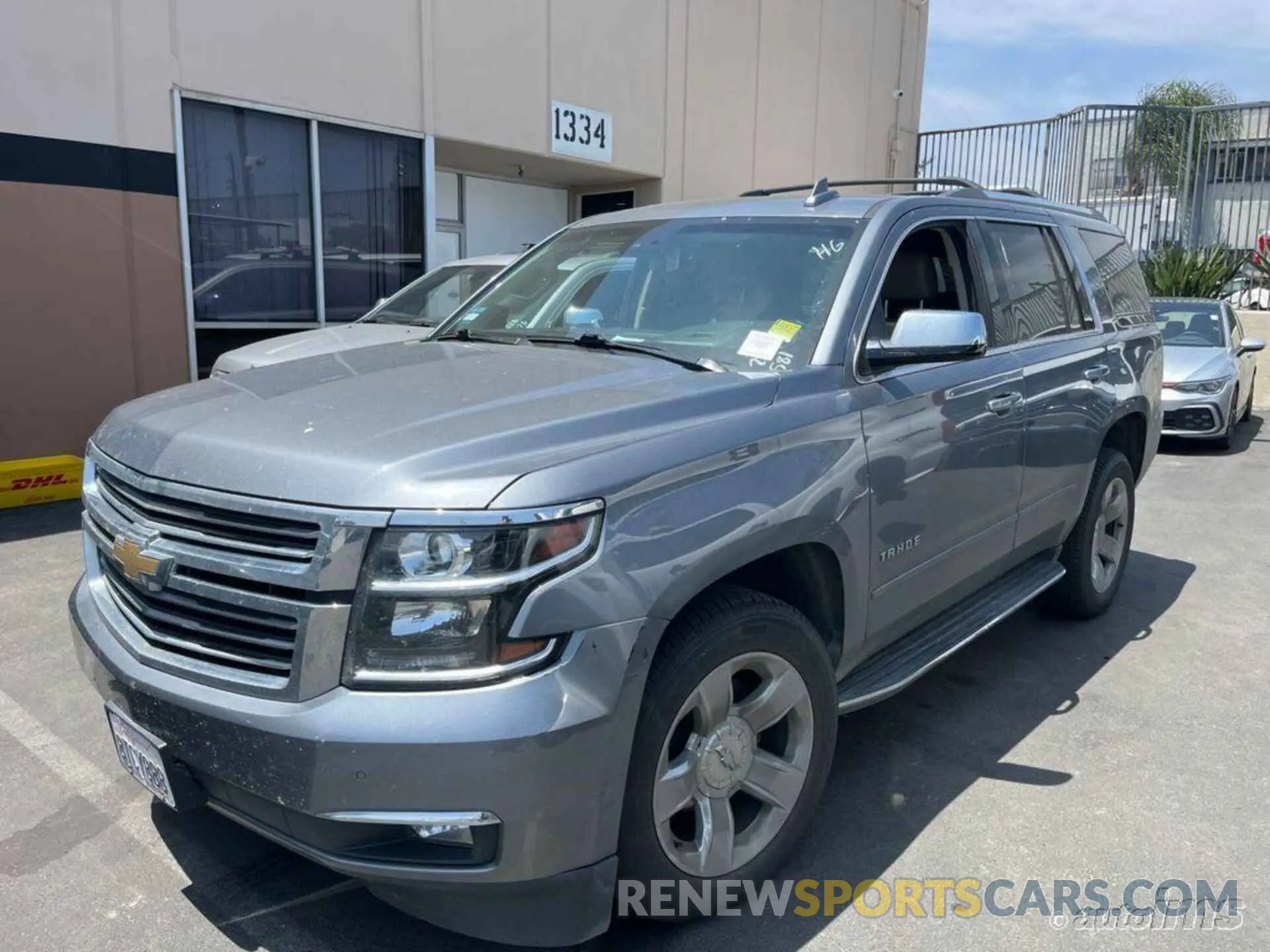 2 Фотография поврежденного автомобиля 1GNSKCKC1LR118397 CHEVROLET TAHOE 2020