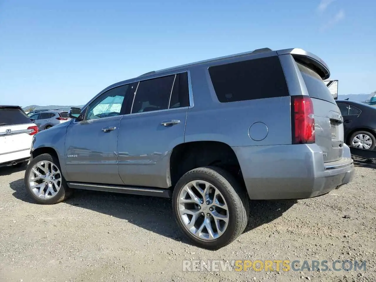 2 Фотография поврежденного автомобиля 1GNSKCKC6LR220696 CHEVROLET TAHOE 2020