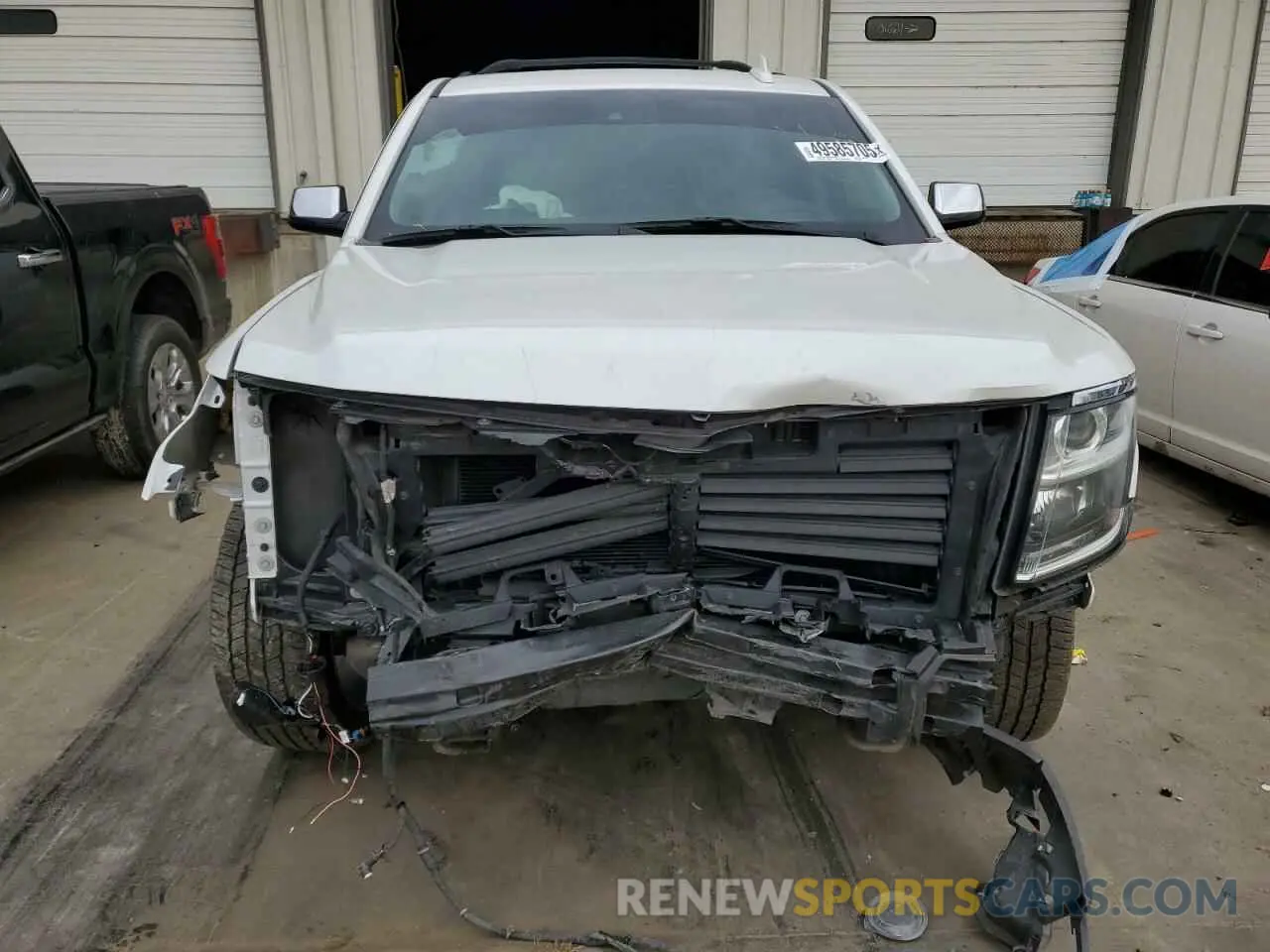 5 Photograph of a damaged car 1GNSKCKJ7LR307957 CHEVROLET TAHOE 2020