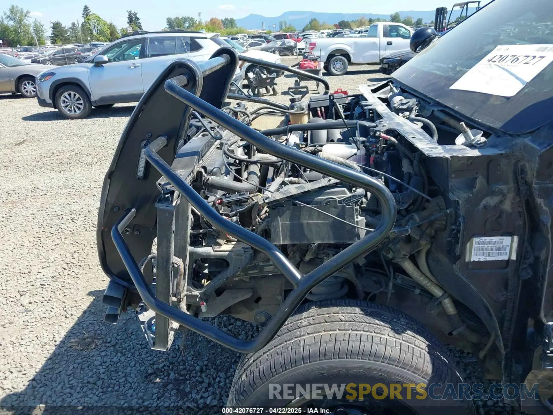 19 Photograph of a damaged car 1GNSKDEC3LR155615 CHEVROLET TAHOE 2020