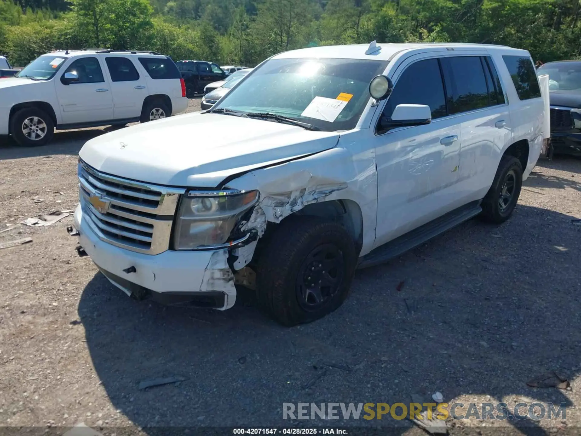 2 Фотография поврежденного автомобиля 1GNSKDEC7LR124772 CHEVROLET TAHOE 2020