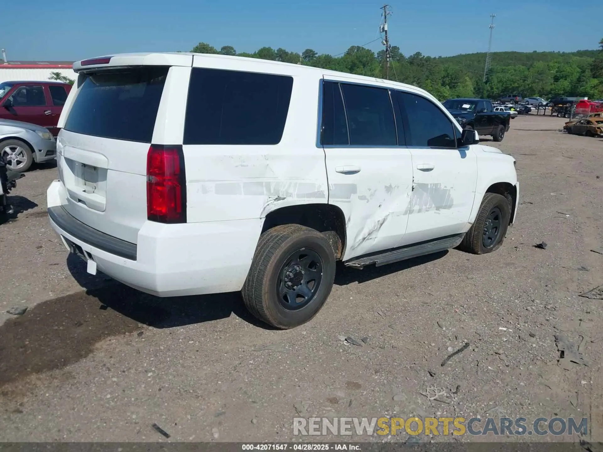 4 Фотография поврежденного автомобиля 1GNSKDEC7LR124772 CHEVROLET TAHOE 2020