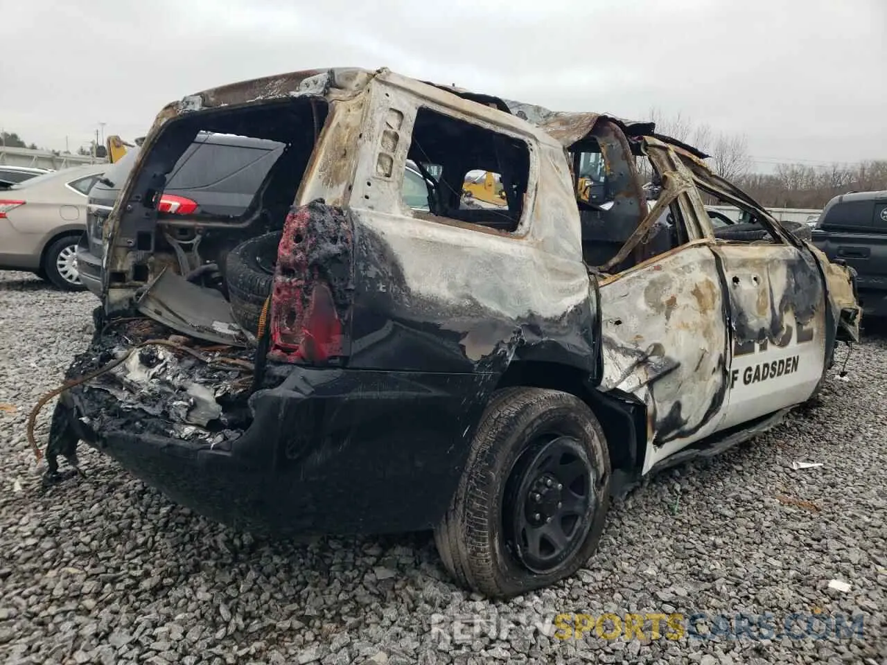 3 Photograph of a damaged car 1GNSKDEC8LR123128 CHEVROLET TAHOE 2020