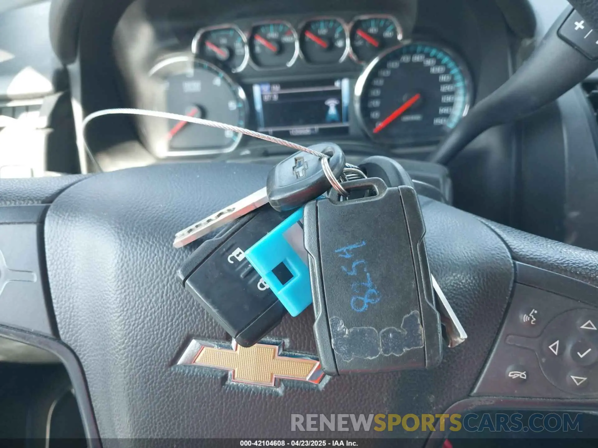 11 Photograph of a damaged car 1GNSKDEC8LR258254 CHEVROLET TAHOE 2020