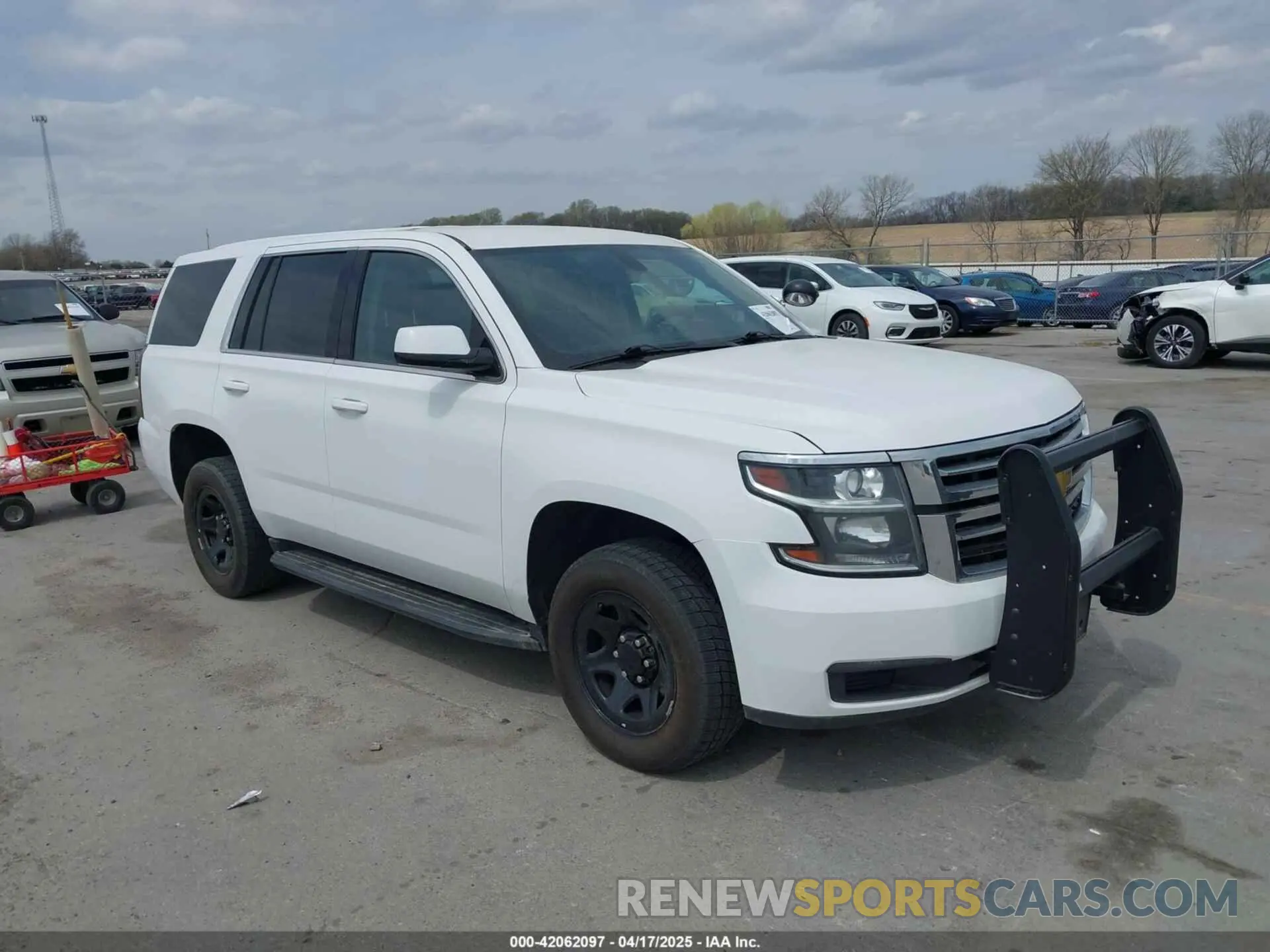 1 Фотография поврежденного автомобиля 1GNSKDEC9LR260983 CHEVROLET TAHOE 2020