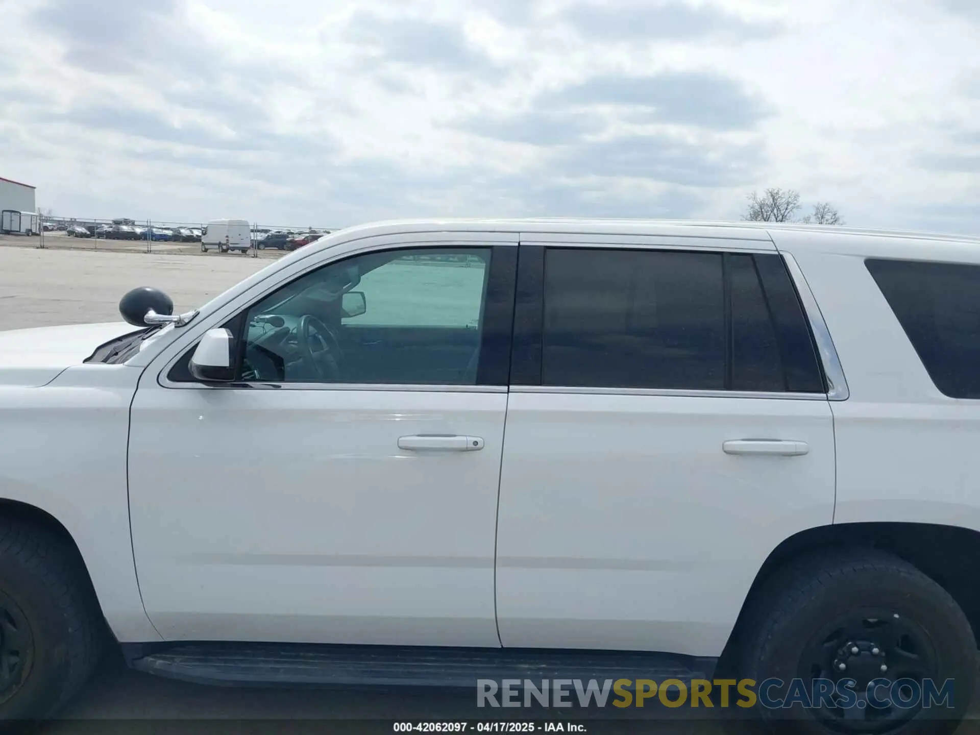 14 Фотография поврежденного автомобиля 1GNSKDEC9LR260983 CHEVROLET TAHOE 2020