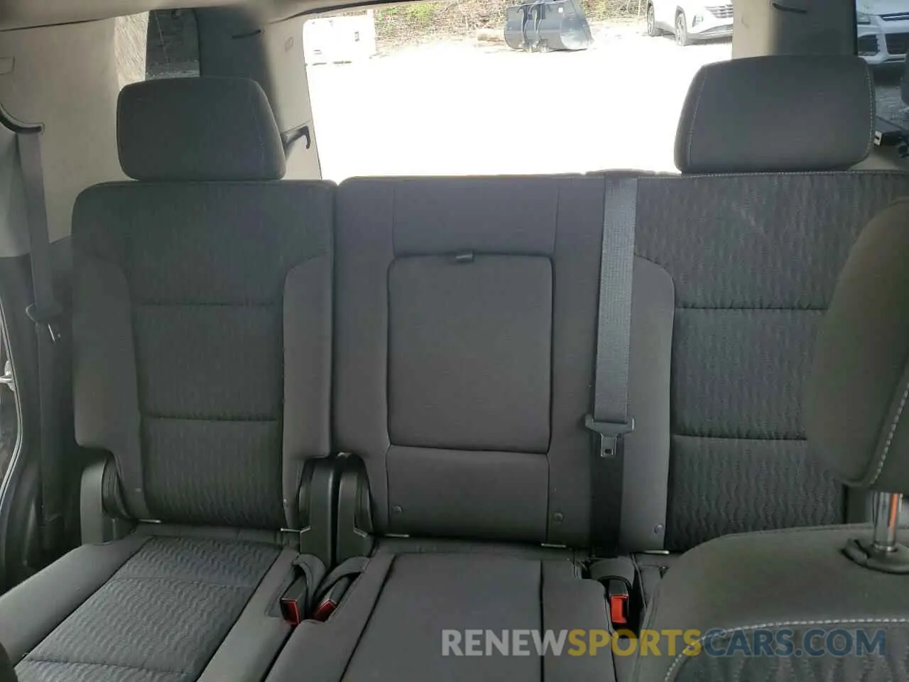 10 Фотография поврежденного автомобиля 1GNSKFKC6LR166558 CHEVROLET TAHOE 2020