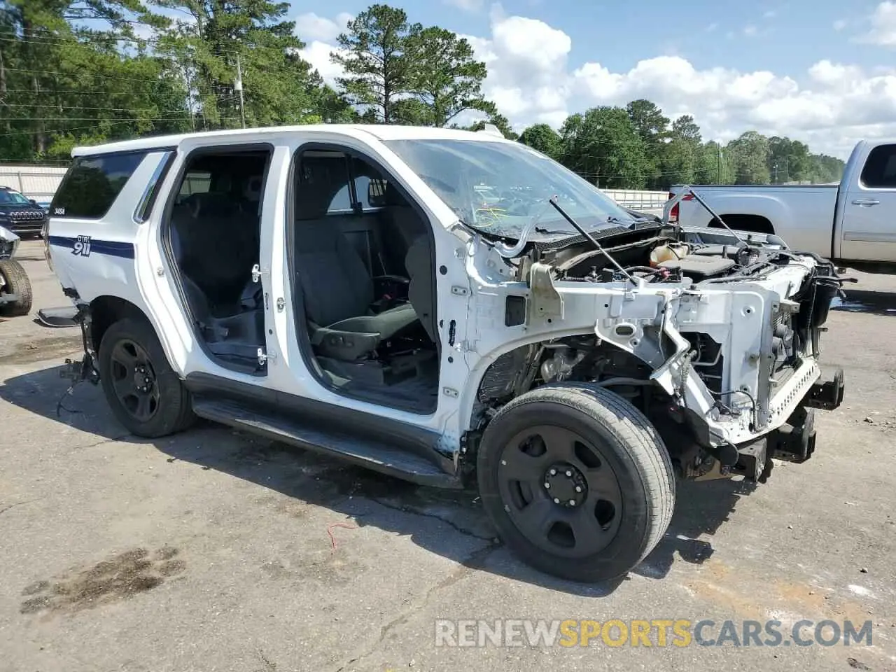 4 Photograph of a damaged car 1GNSCLED3MR458377 CHEVROLET TAHOE 2021