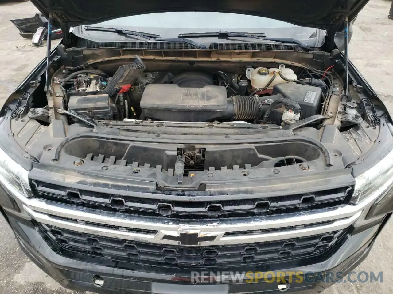12 Photograph of a damaged car 1GNSCLED8MR450579 CHEVROLET TAHOE 2021