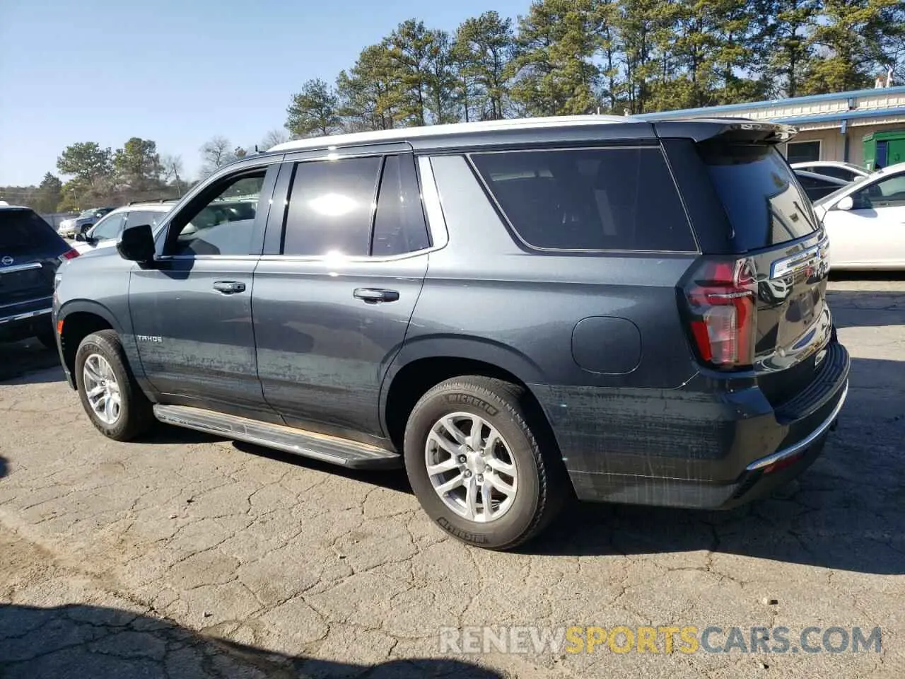 2 Photograph of a damaged car 1GNSCNKD0MR222527 CHEVROLET TAHOE 2021