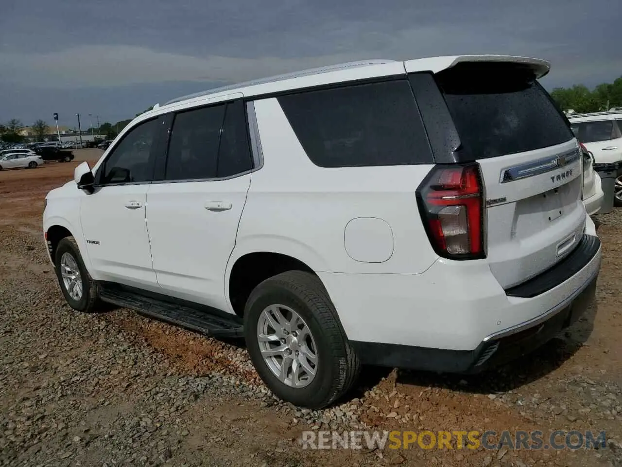 2 Photograph of a damaged car 1GNSCNKD0MR418886 CHEVROLET TAHOE 2021