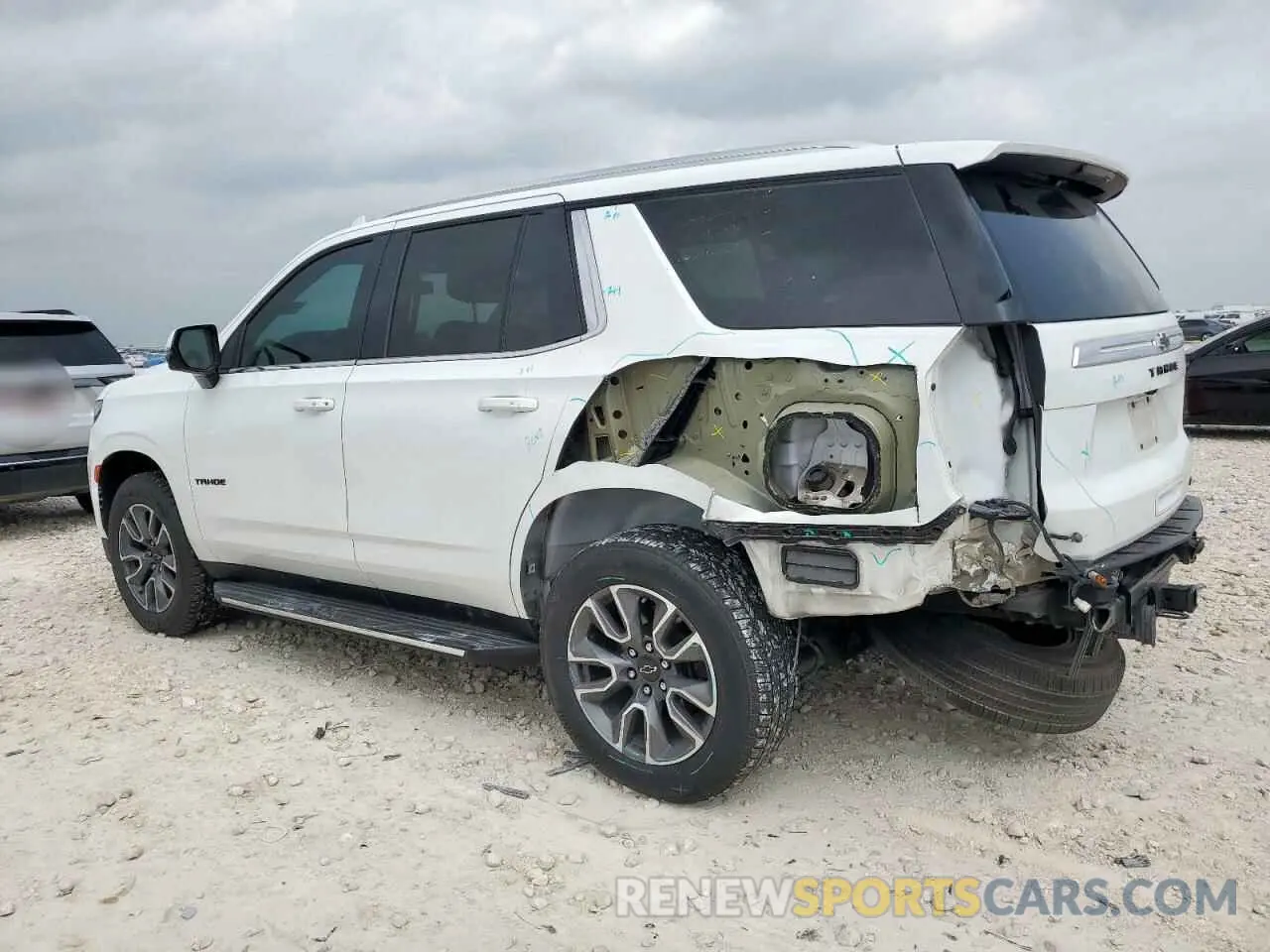 2 Photograph of a damaged car 1GNSCNKD1MR119116 CHEVROLET TAHOE 2021