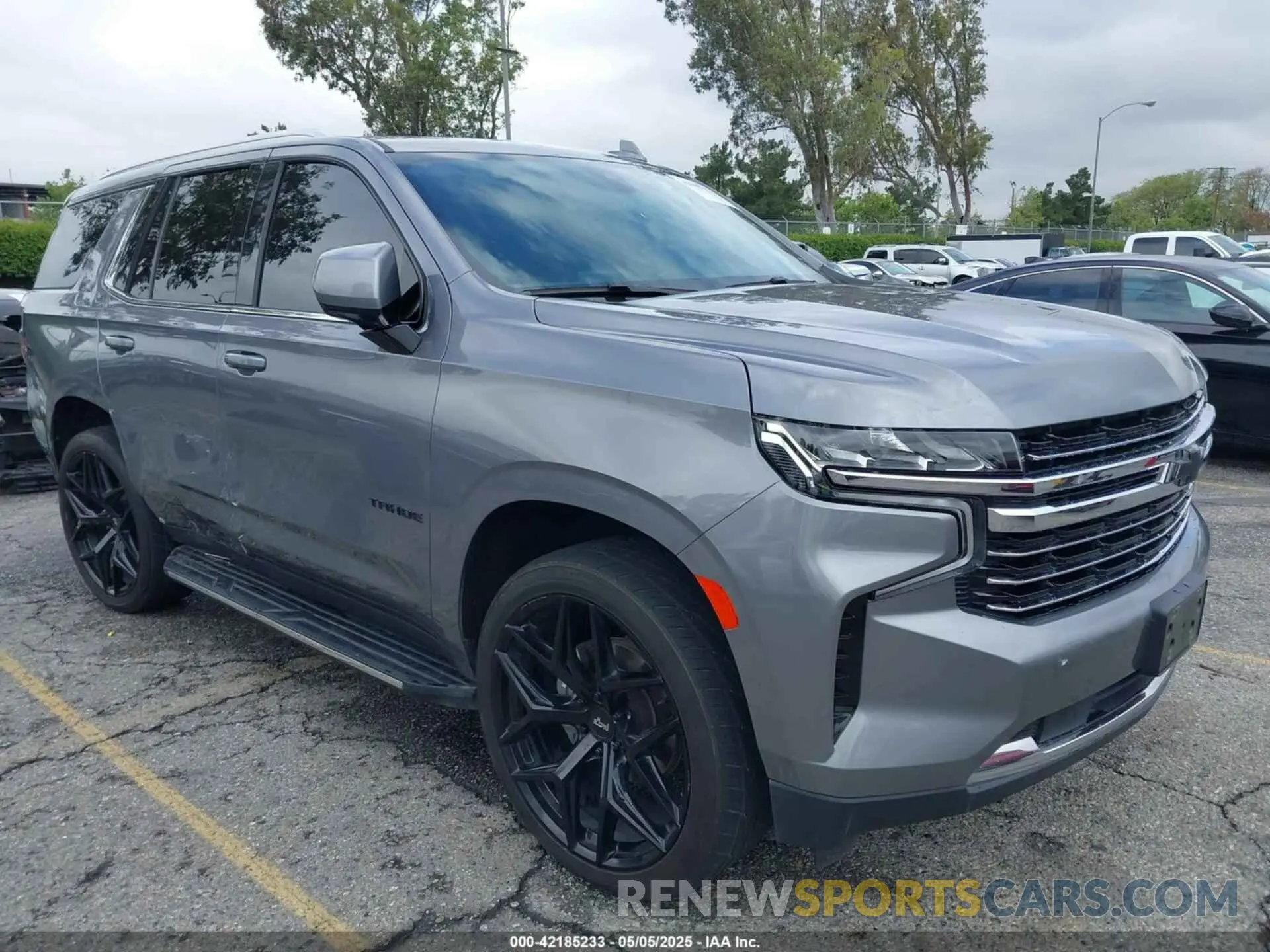1 Фотография поврежденного автомобиля 1GNSCNKD4MR488987 CHEVROLET TAHOE 2021