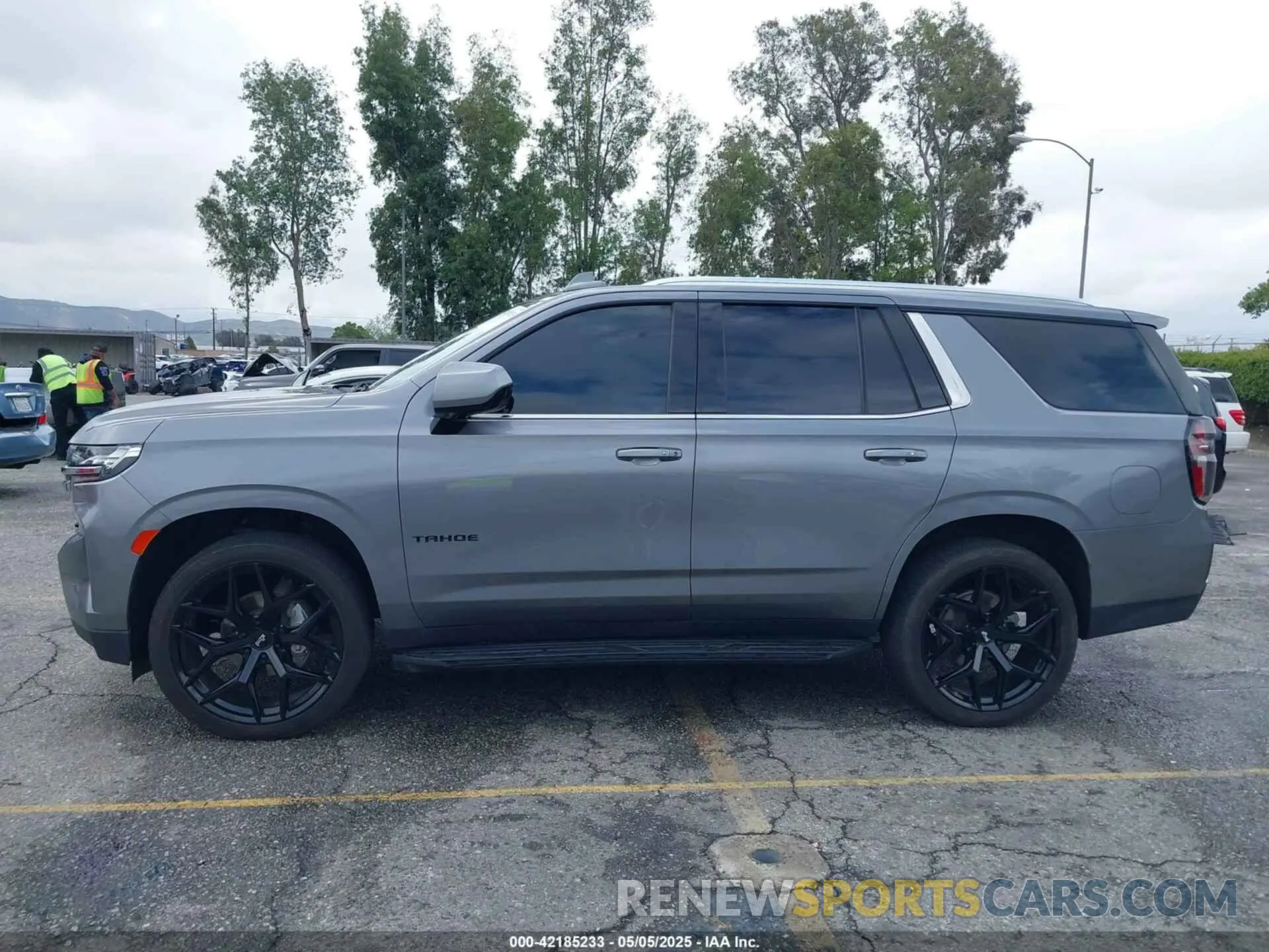 14 Фотография поврежденного автомобиля 1GNSCNKD4MR488987 CHEVROLET TAHOE 2021