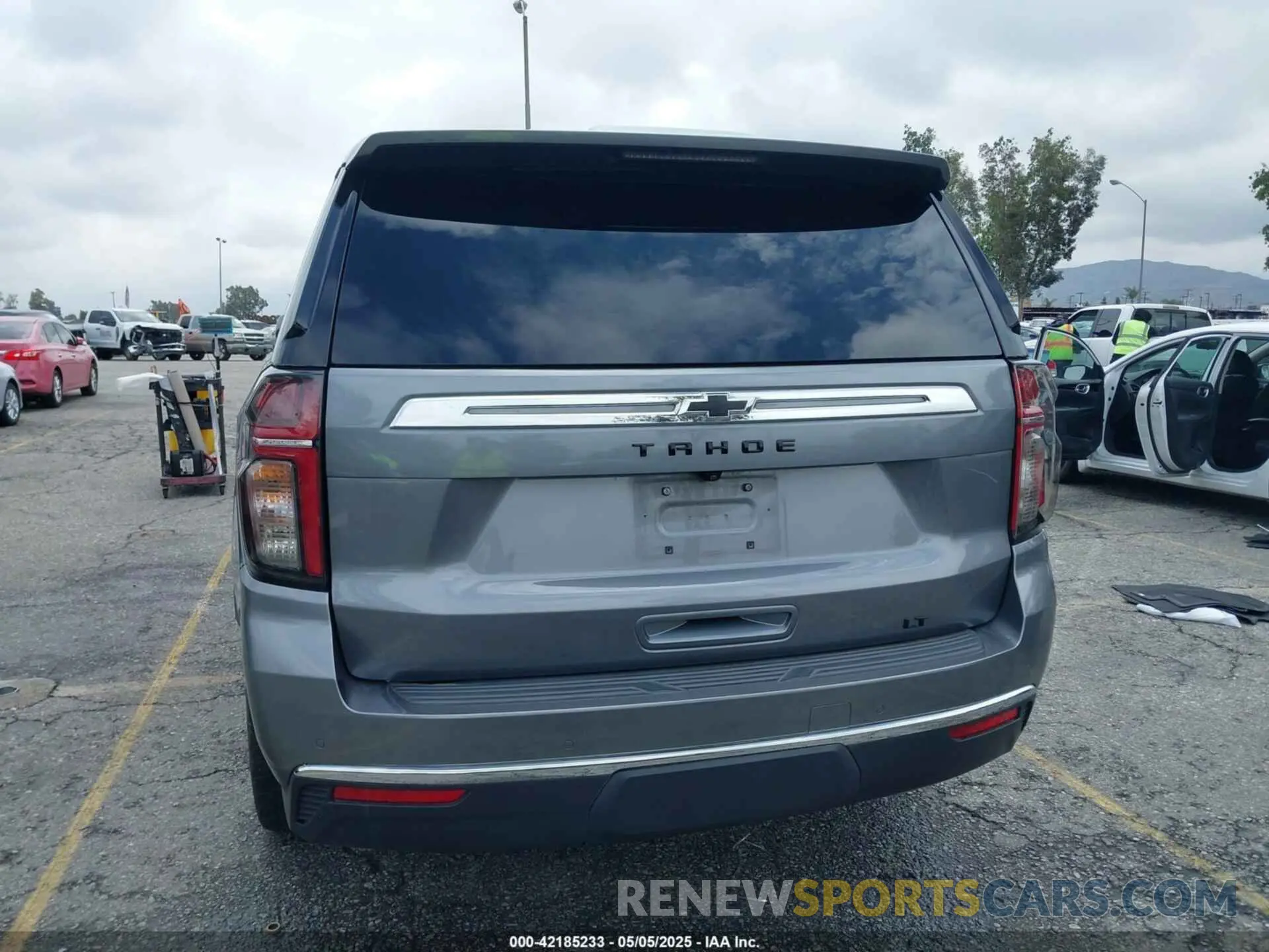 16 Фотография поврежденного автомобиля 1GNSCNKD4MR488987 CHEVROLET TAHOE 2021