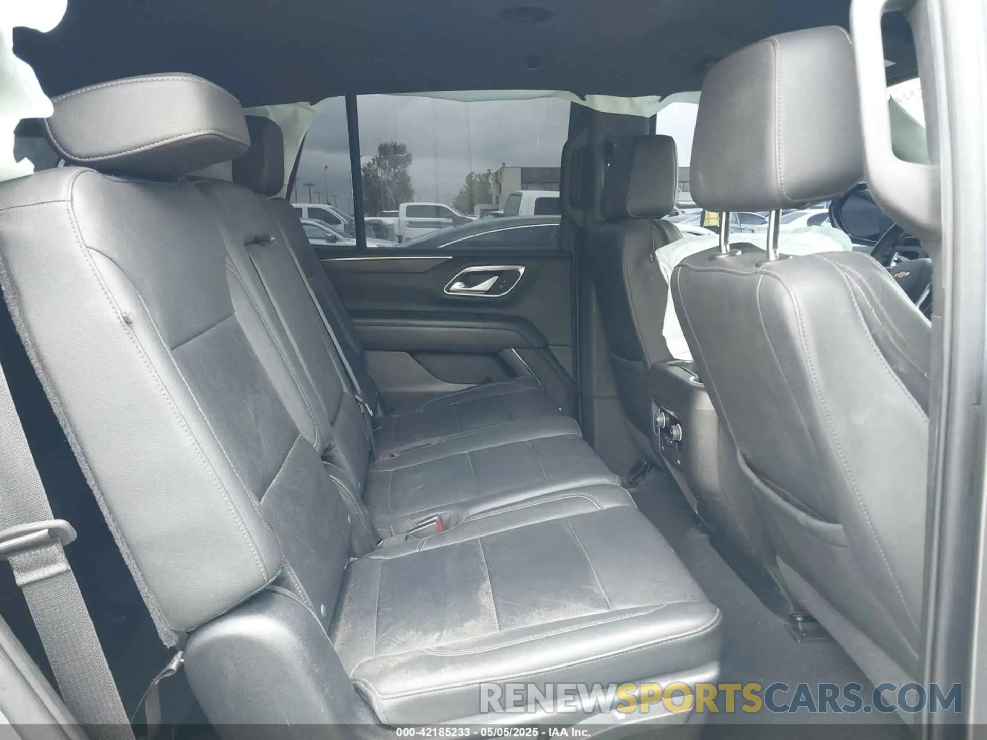 8 Фотография поврежденного автомобиля 1GNSCNKD4MR488987 CHEVROLET TAHOE 2021