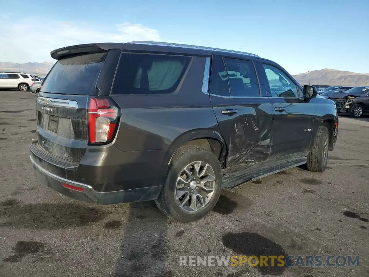 3 Photograph of a damaged car 1GNSCNKD8MR377195 CHEVROLET TAHOE 2021