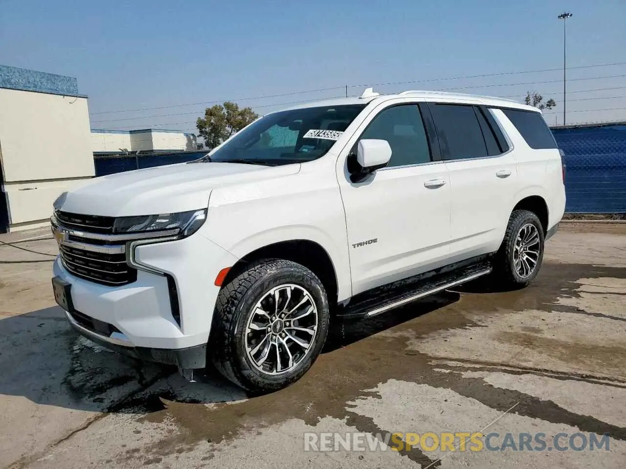 1 Photograph of a damaged car 1GNSCNKDXMR263862 CHEVROLET TAHOE 2021