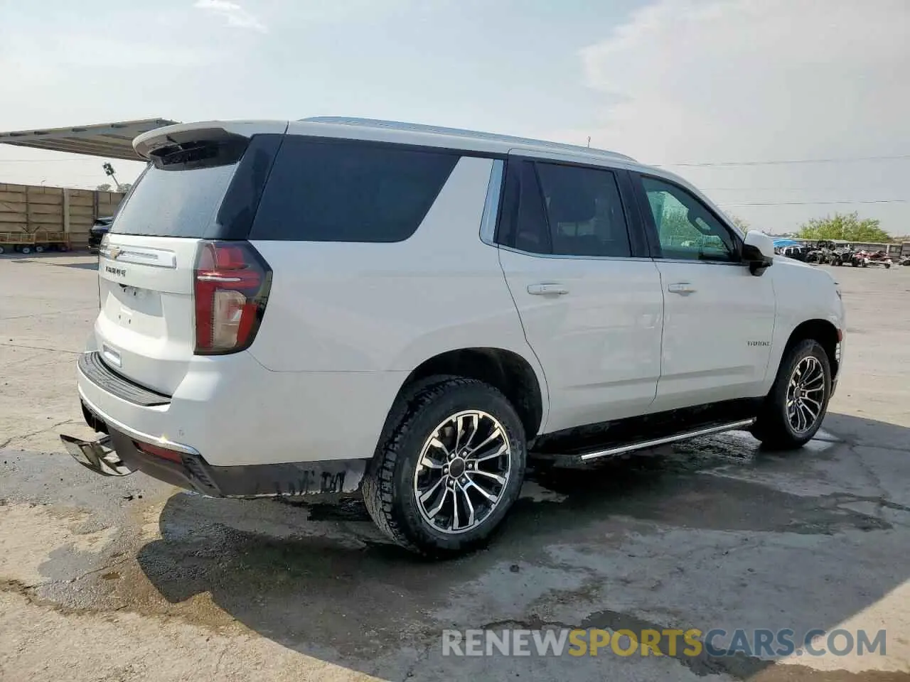 3 Photograph of a damaged car 1GNSCNKDXMR263862 CHEVROLET TAHOE 2021