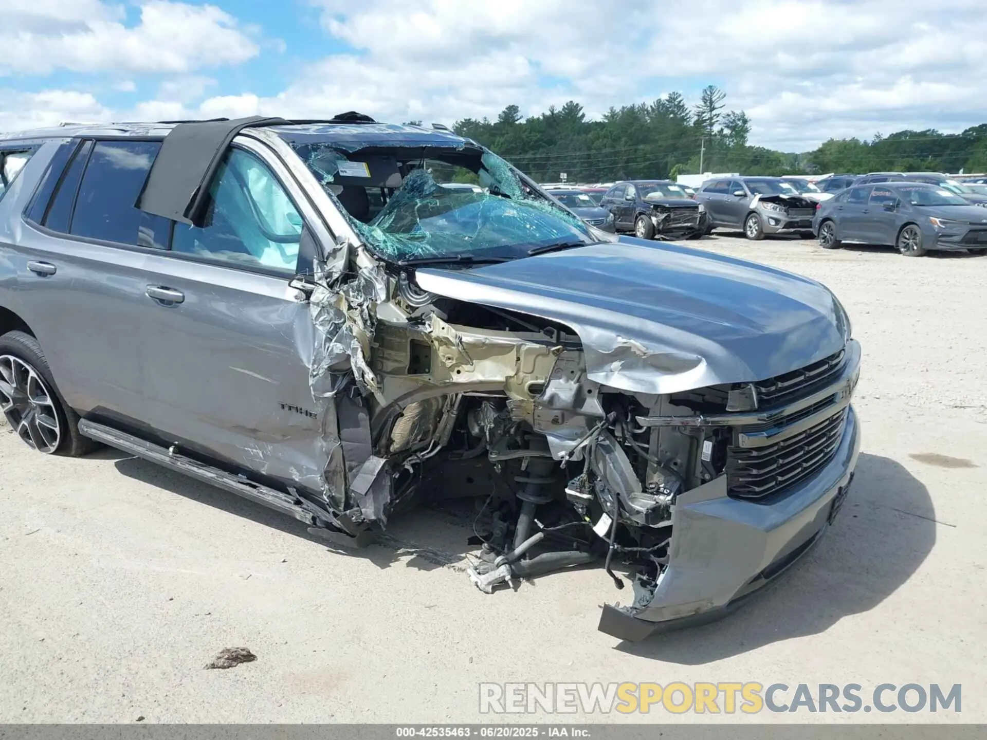 6 Photograph of a damaged car 1GNSCRKD3MR199039 CHEVROLET TAHOE 2021