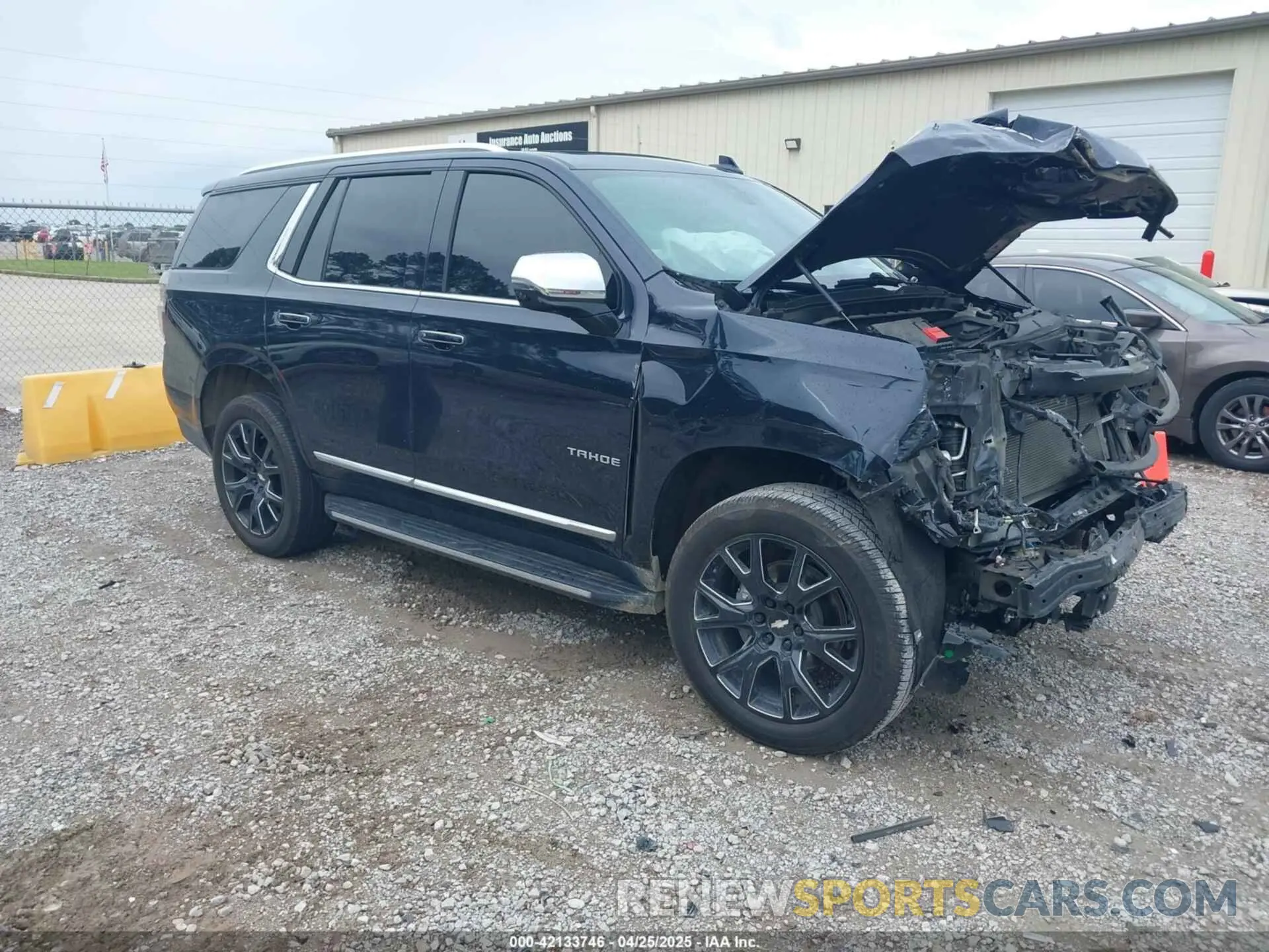 1 Photograph of a damaged car 1GNSCSKD6MR102181 CHEVROLET TAHOE 2021