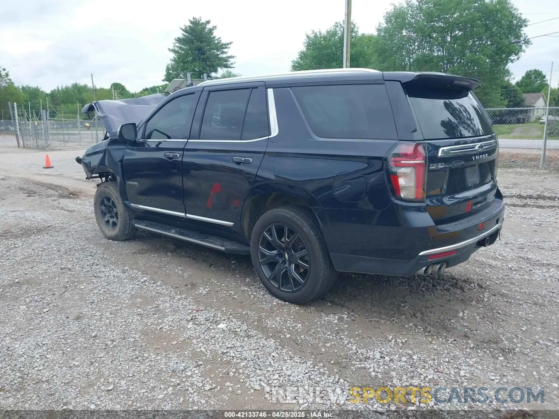 3 Photograph of a damaged car 1GNSCSKD6MR102181 CHEVROLET TAHOE 2021