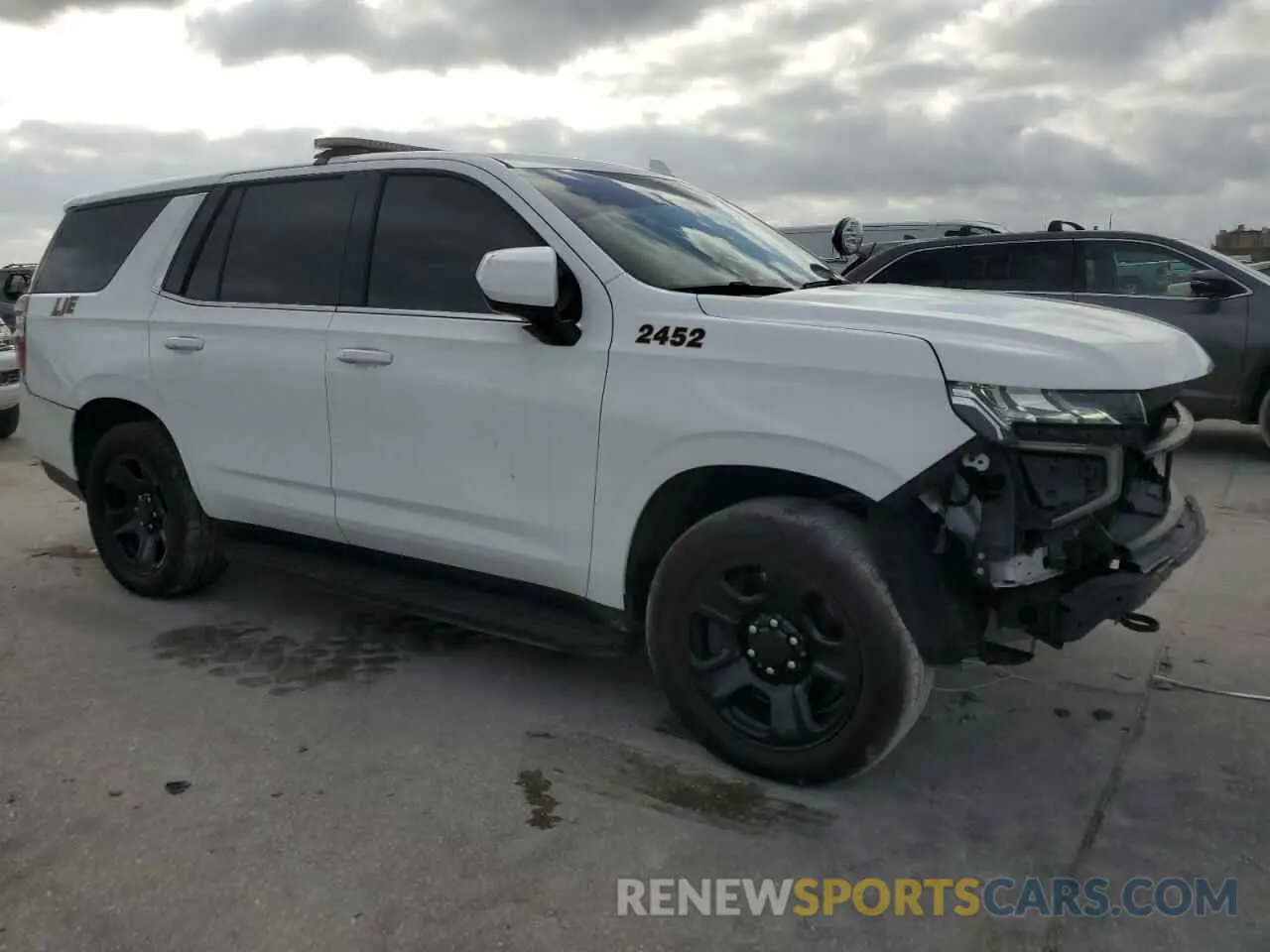 4 Photograph of a damaged car 1GNSKLED4MR443776 CHEVROLET TAHOE 2021